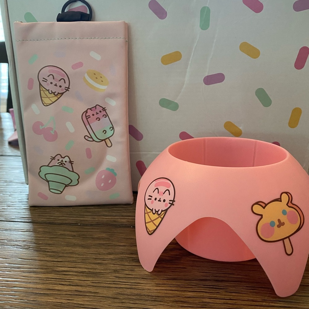 🌟PUSHEEN BOX EXCLUSIVE🌟 BEACH BUNDLE! Sand coaster and cell phone case.